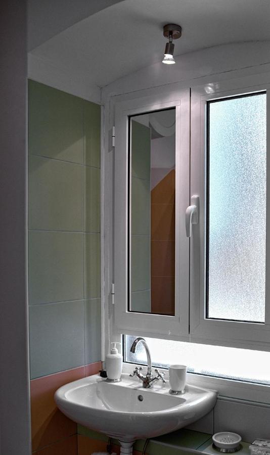 Studio Apartment Sretna Split Bagian luar foto
