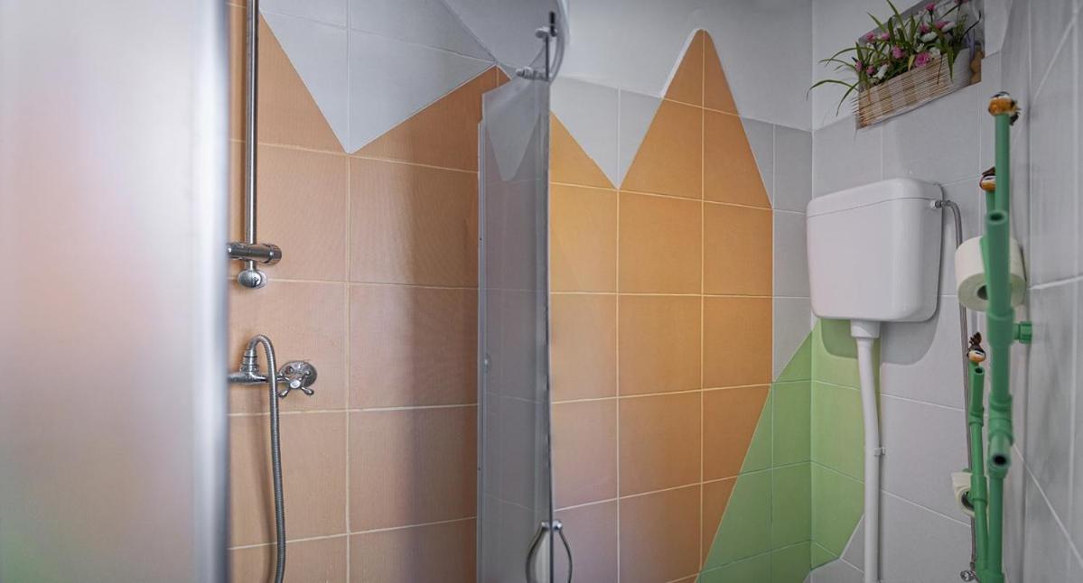 Studio Apartment Sretna Split Bagian luar foto